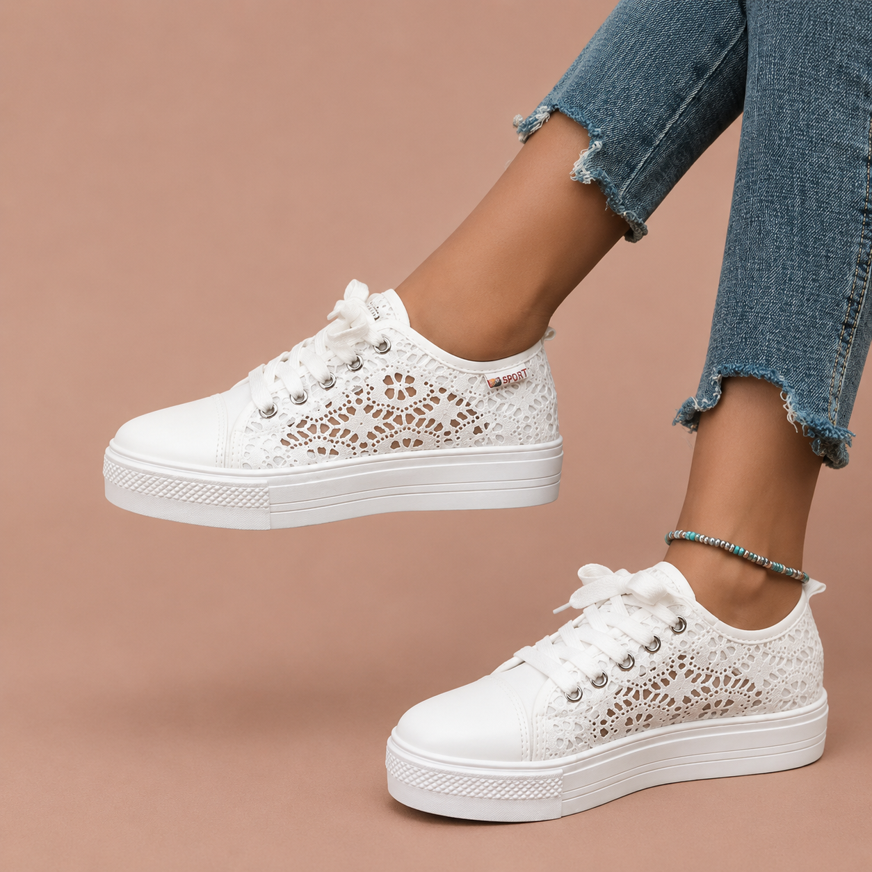 White / 9