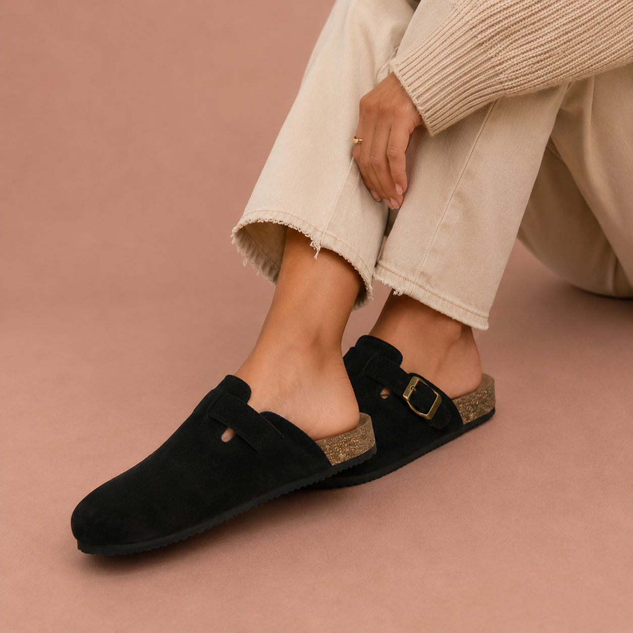 Black / 12
