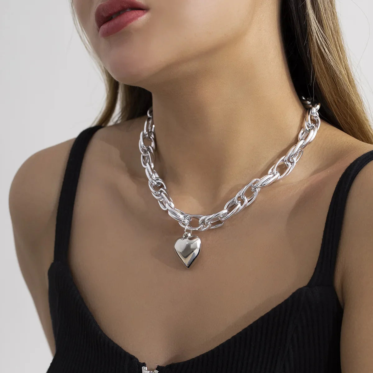 Women’s Heart Pendant Necklace